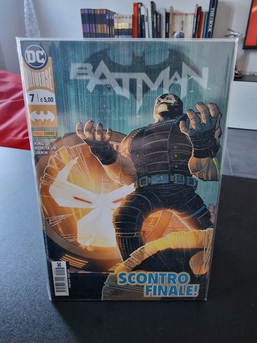 Batman dc universe - -,